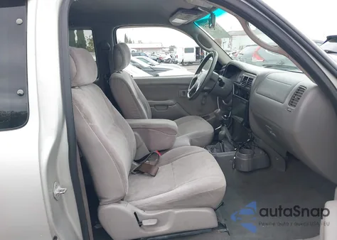 2003 Toyota Tacoma z USA, uszkodzony, nr VIN 5TEWM72N43Z202358